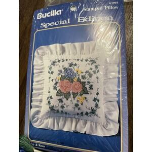 Bucilla Special Edition IVY & ROSES Stamped Pillow Kit 63993 Vintage 1993 OP